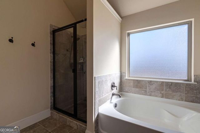 1140 Riverhill Drive, Bishop, GA 30621