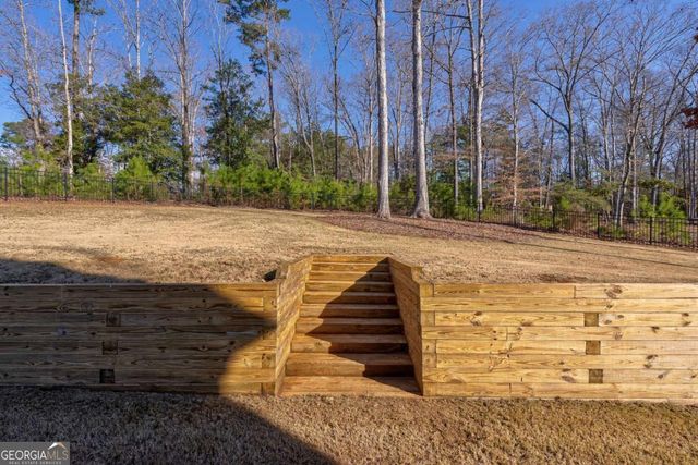 1140 Riverhill Drive, Bishop, GA 30621