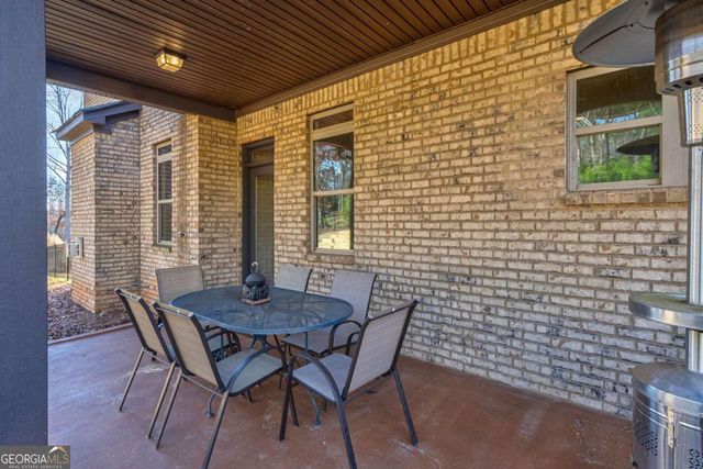 1140 Riverhill Drive, Bishop, GA 30621