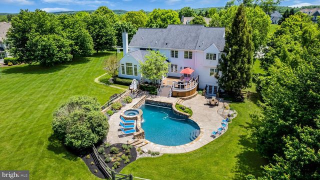 1734 CHANTILLY LN, Chester Springs, PA 19425