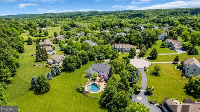 1734 CHANTILLY LN, Chester Springs, PA 19425