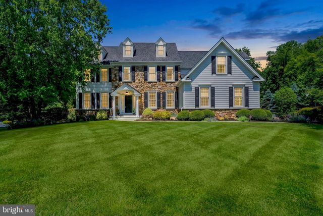 1734 CHANTILLY LN, Chester Springs, PA 19425