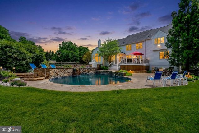 1734 CHANTILLY LN, Chester Springs, PA 19425