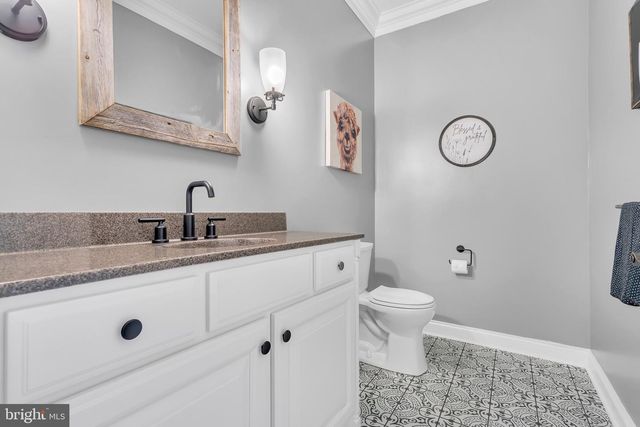1734 CHANTILLY LN, Chester Springs, PA 19425
