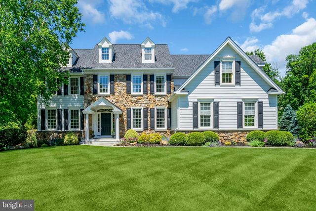 1734 CHANTILLY LN, Chester Springs, PA 19425