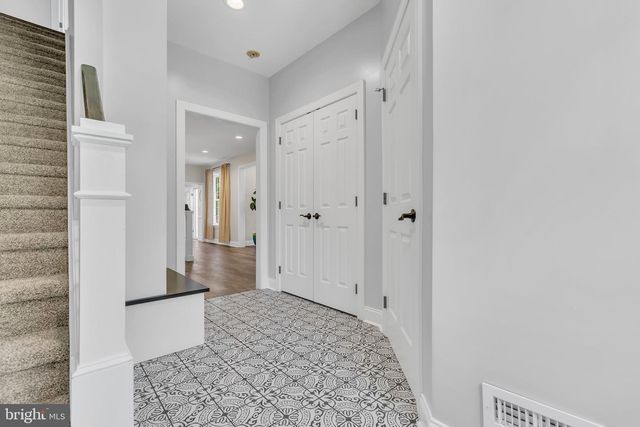 1734 CHANTILLY LN, Chester Springs, PA 19425
