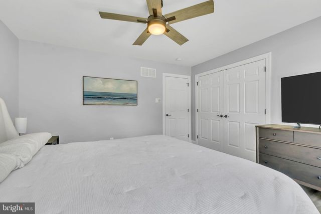 1734 CHANTILLY LN, Chester Springs, PA 19425
