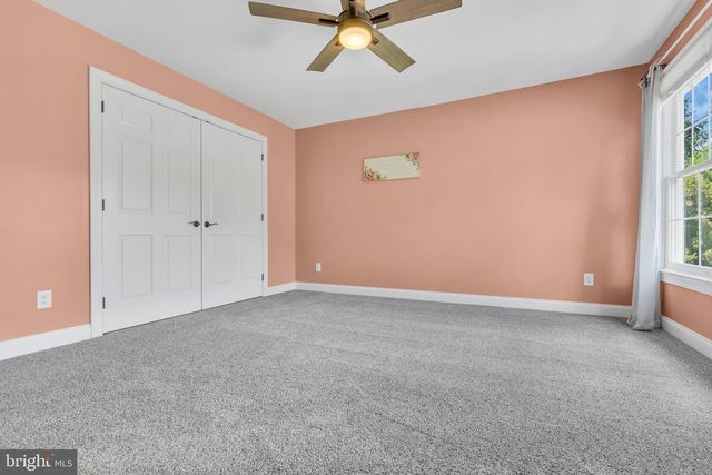 1734 CHANTILLY LN, Chester Springs, PA 19425