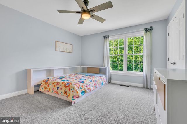 1734 CHANTILLY LN, Chester Springs, PA 19425