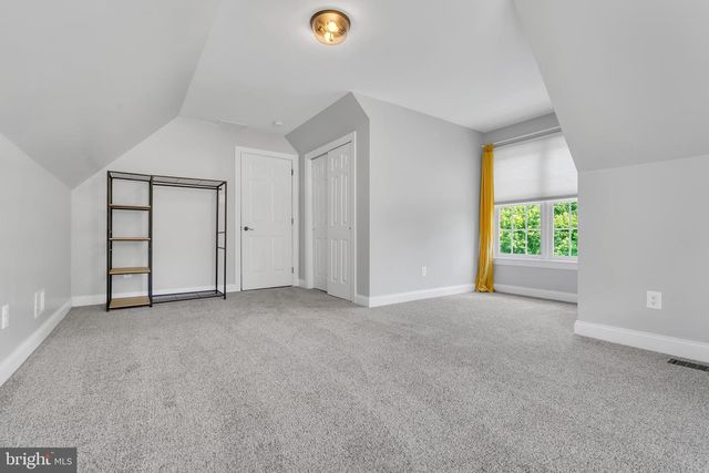 1734 CHANTILLY LN, Chester Springs, PA 19425