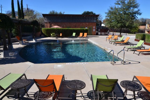 1916 Cleese DR, Austin, TX 78741