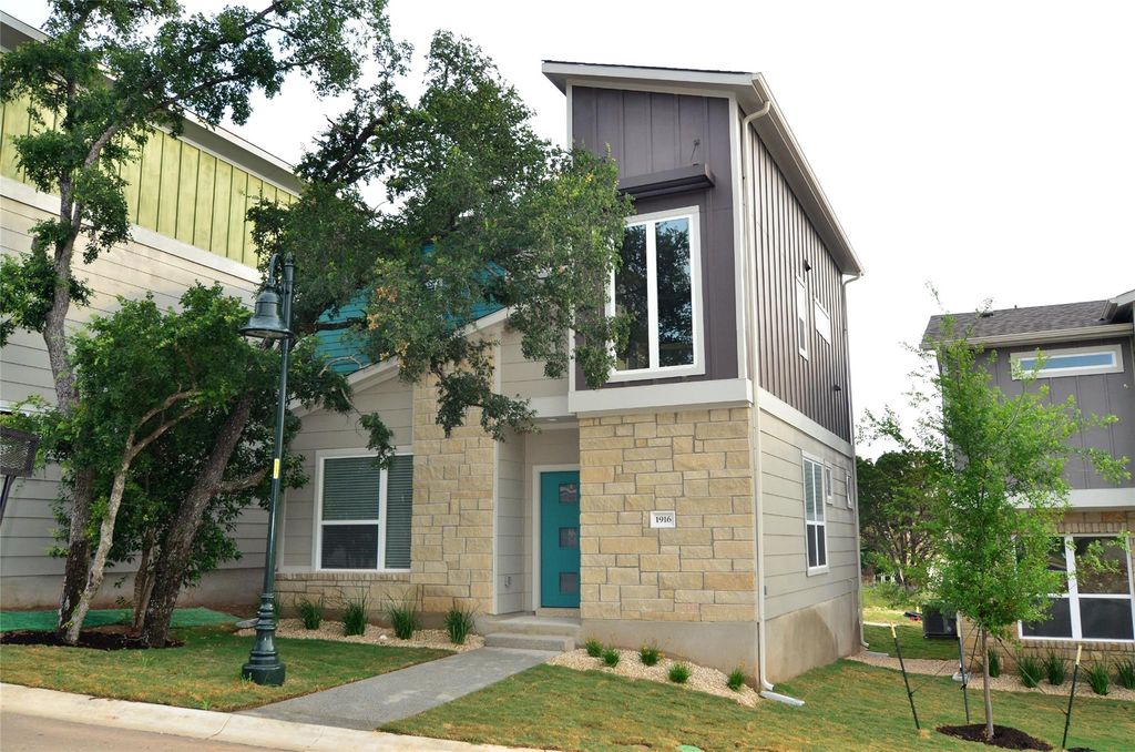 1916 Cleese DR, Austin, TX 78741