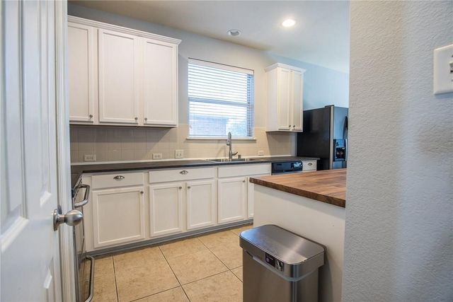 1412 Kittyhawk Drive, Little Elm, TX 75068