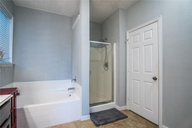 1412 Kittyhawk Drive, Little Elm, TX 75068