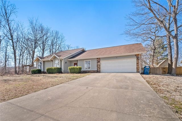 37 Pamona Drive, Bella Vista, AR 72715
