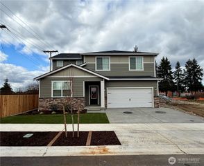 16300 Jenkins Avenue SE, Yelm, WA 98597