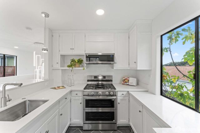 339 Monterey Street, Brisbane, CA 94005