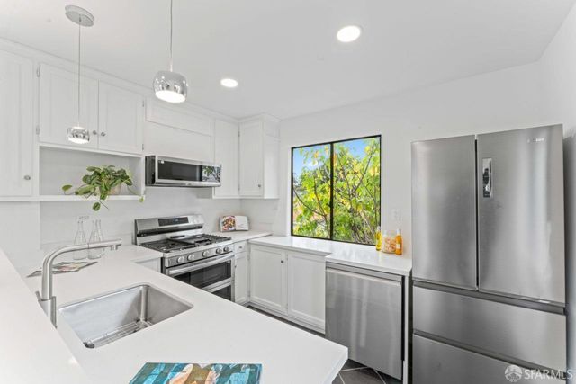 339 Monterey Street, Brisbane, CA 94005