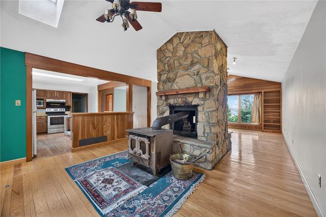 730 Church Hill Rd, Peters Twp, PA 15332
