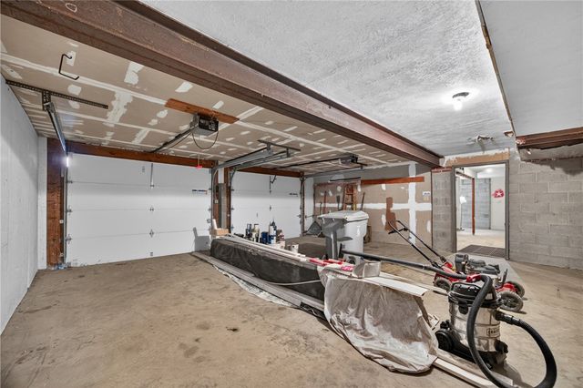 730 Church Hill Rd, Peters Twp, PA 15332