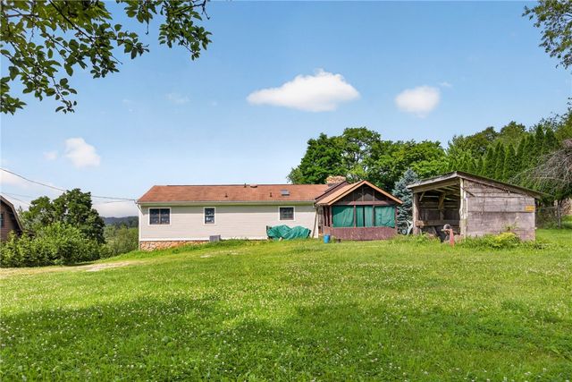730 Church Hill Rd, Peters Twp, PA 15332