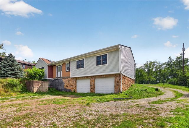 730 Church Hill Rd, Peters Twp, PA 15332