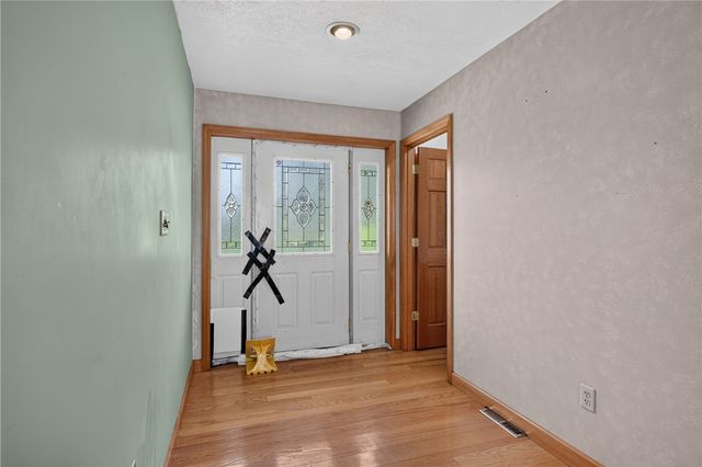 730 Church Hill Rd, Peters Twp, PA 15332