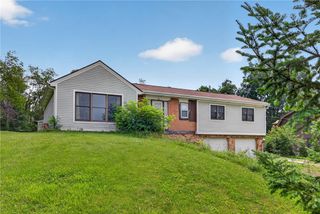 730 Church Hill Rd, Peters Twp, PA 15332