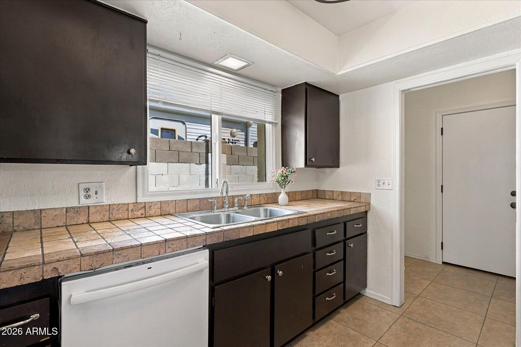 14234 N 33RD Avenue, Phoenix, AZ 85053 — photo 3