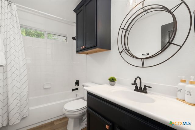 7713 Black Mountain Drive, Austin, TX 78736