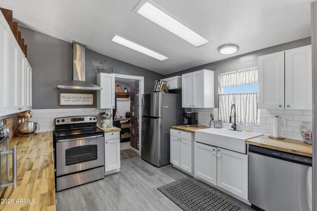 13738 S 337th Lane, Arlington, AZ 85322