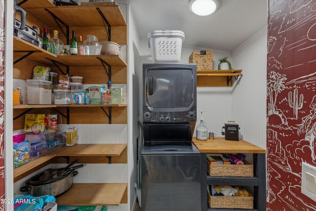 13738 S 337th Lane, Arlington, AZ 85322