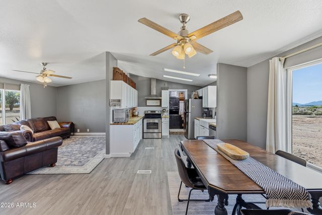 13738 S 337th Lane, Arlington, AZ 85322