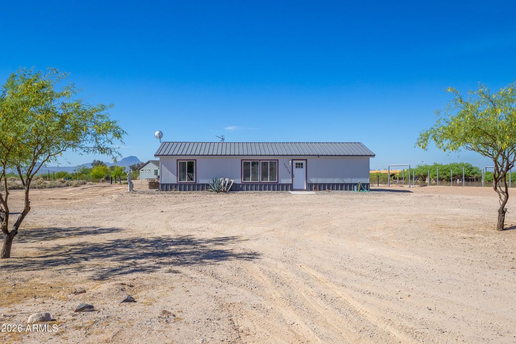 13738 S 337th Lane, Arlington, AZ 85322