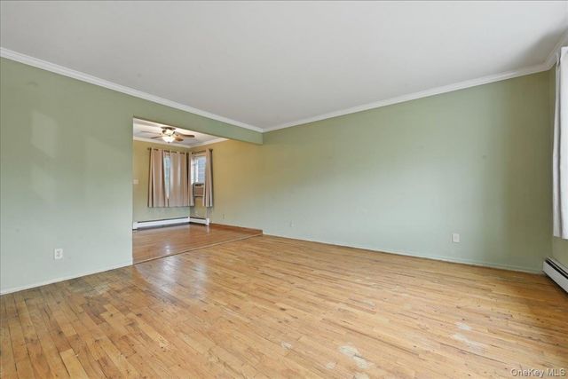 207 Sullivan Avenue, Farmingdale, NY 11735