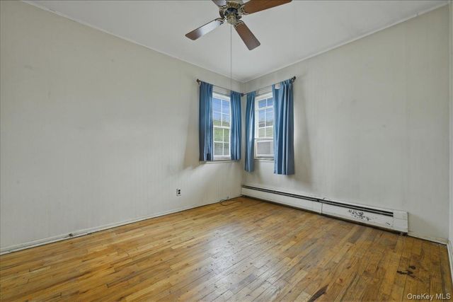 207 Sullivan Avenue, Farmingdale, NY 11735