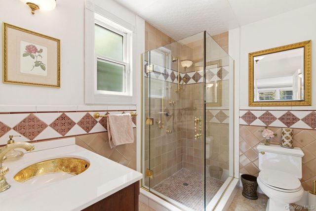 1421 Burton Street, Whitestone, NY 11357