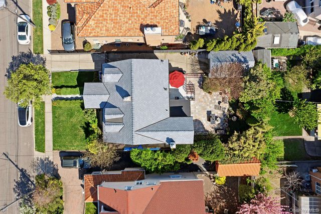 1421 Burton Street, Whitestone, NY 11357