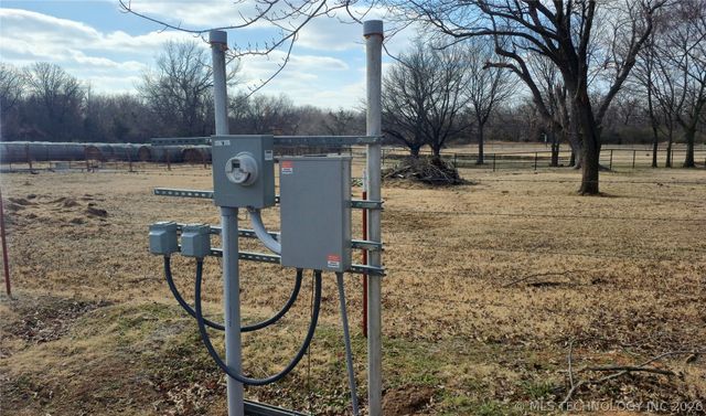 418529 E 1110 Road, Checotah, OK 74426