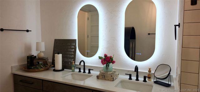 418529 E 1110 Road, Checotah, OK 74426