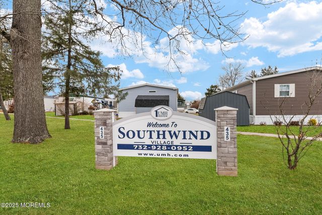 712 7th Street, Jackson, NJ 08527