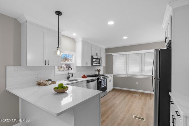 712 7th Street, Jackson, NJ 08527