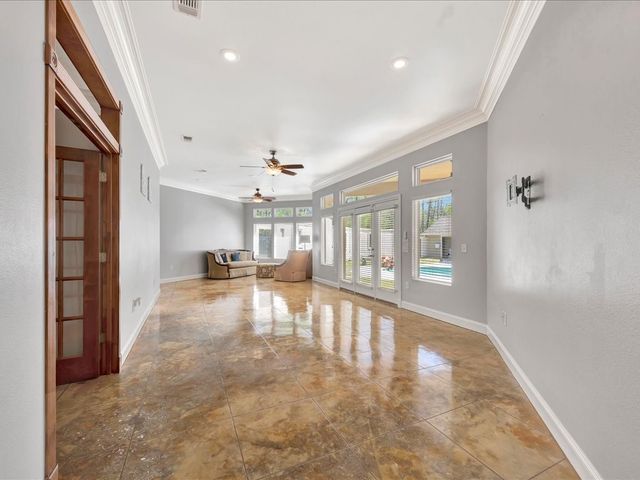 205 Twin Creek Street, Lufkin, TX 75904