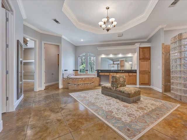 205 Twin Creek Street, Lufkin, TX 75904