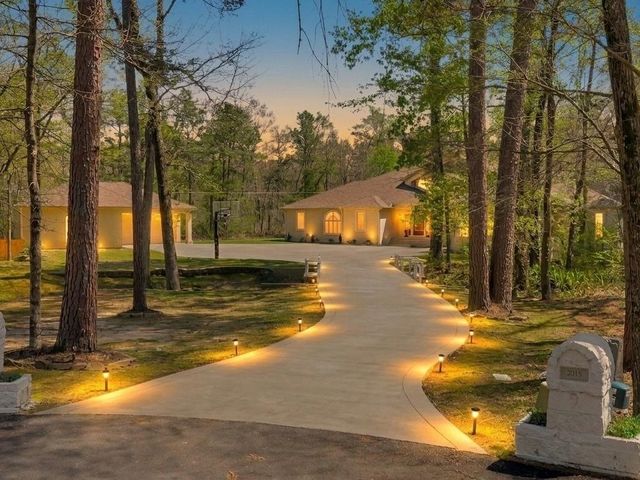 205 Twin Creek Street, Lufkin, TX 75904