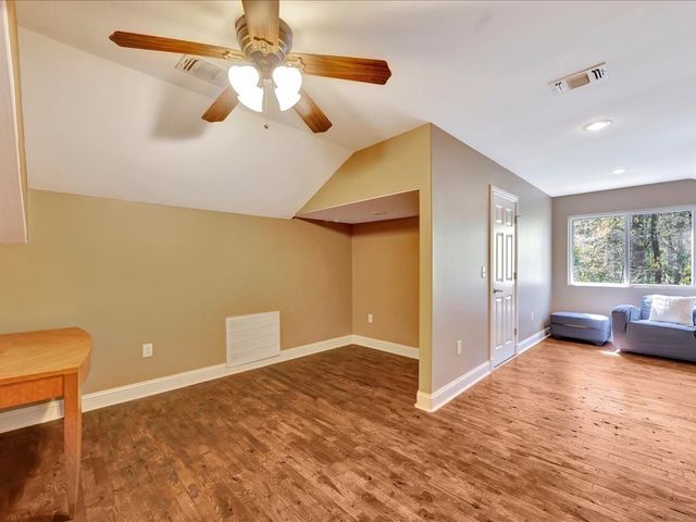 205 Twin Creek Street, Lufkin, TX 75904