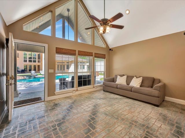 205 Twin Creek Street, Lufkin, TX 75904