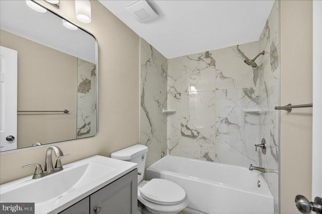 8357 GEORGIAN CT, Manassas, VA 20110