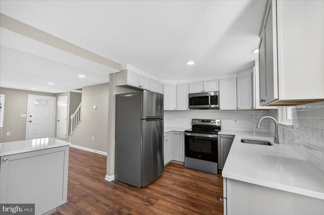 8357 GEORGIAN CT, Manassas, VA 20110