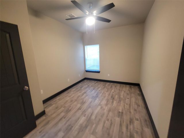 8221 Charlesmont Street, Houston, TX 77078